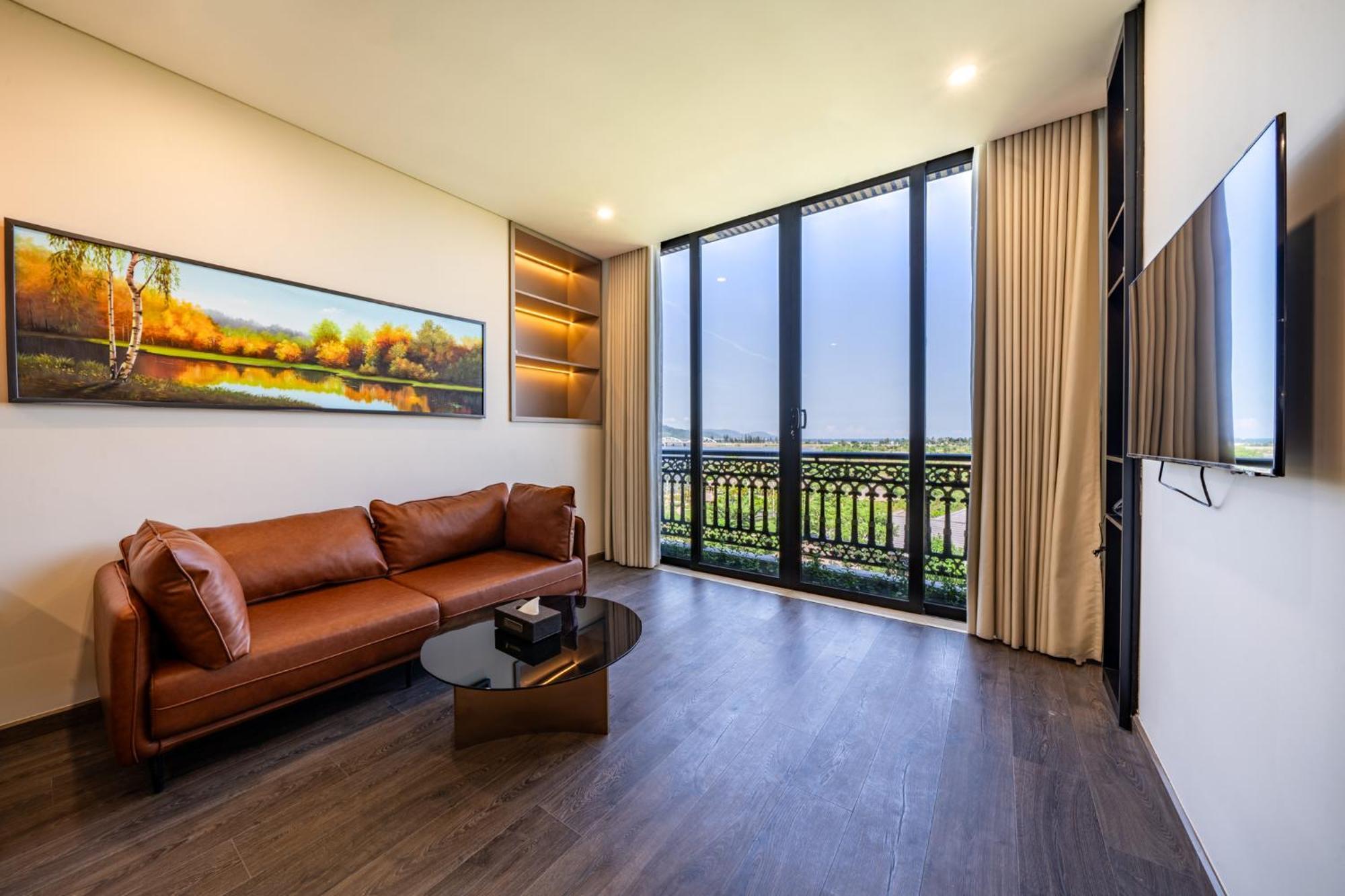 Cami Riverside Resort Da Nang Exterior photo