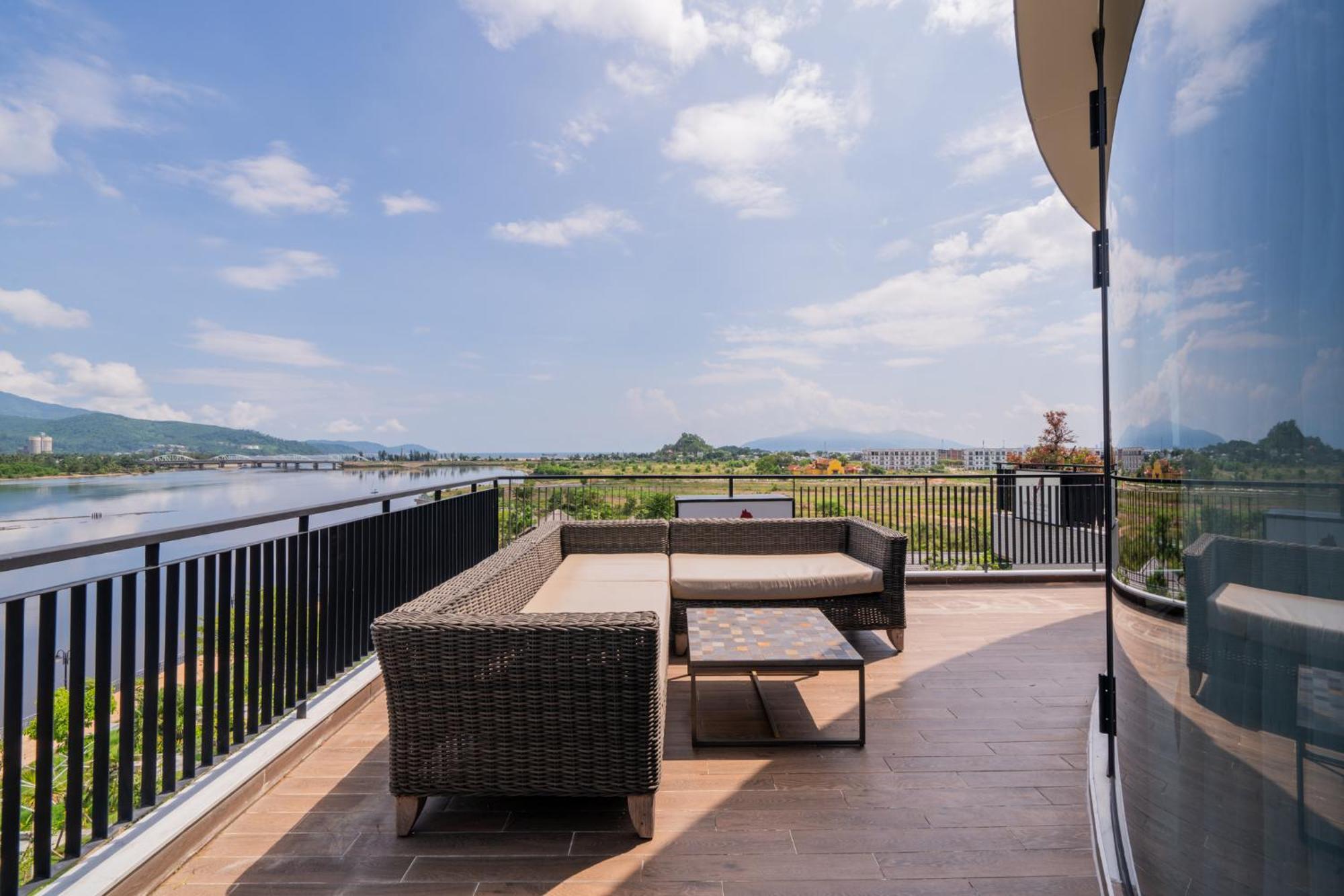 Cami Riverside Resort Da Nang Exterior photo