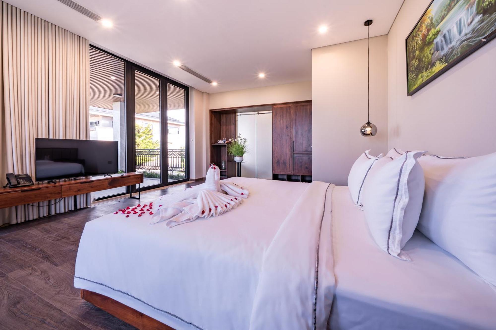 Cami Riverside Resort Da Nang Exterior photo