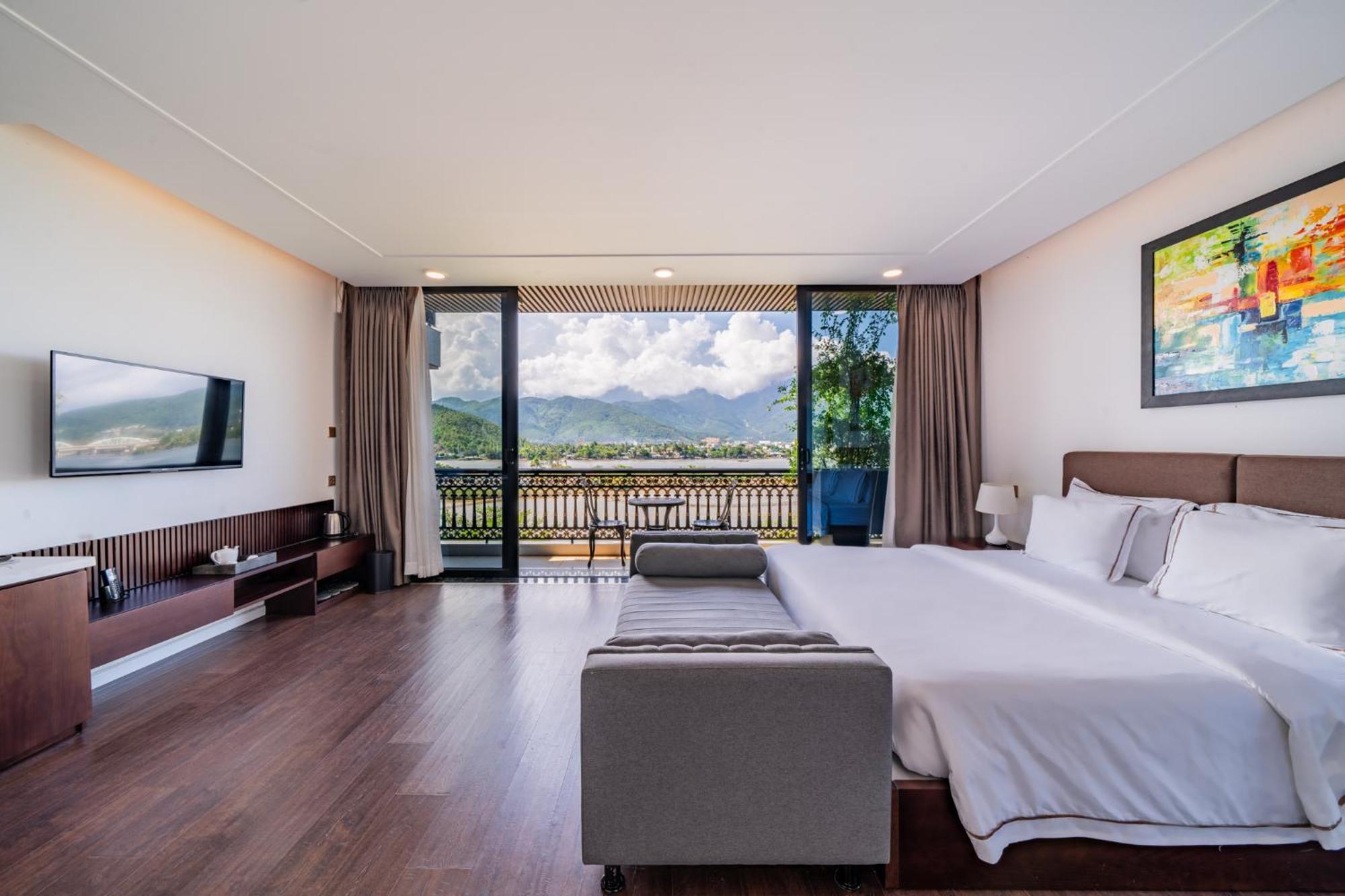 Cami Riverside Resort Da Nang Exterior photo
