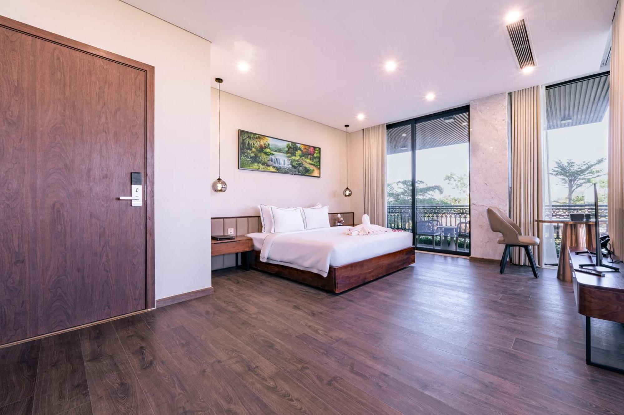 Cami Riverside Resort Da Nang Exterior photo