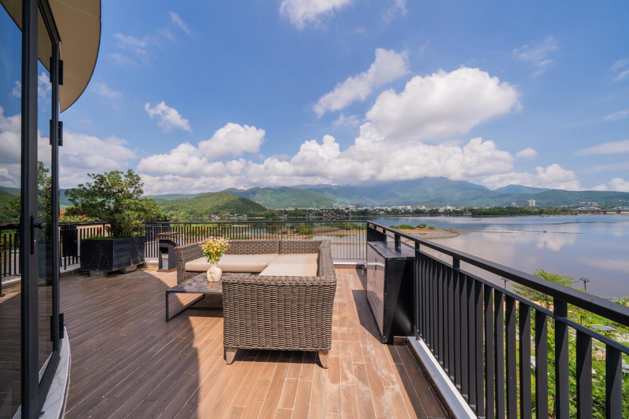 Cami Riverside Resort Da Nang Exterior photo