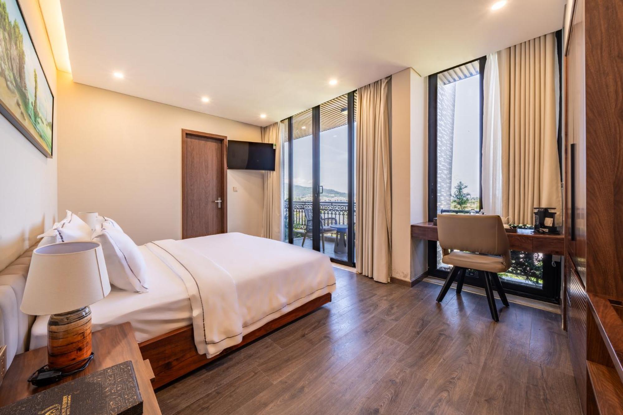 Cami Riverside Resort Da Nang Exterior photo