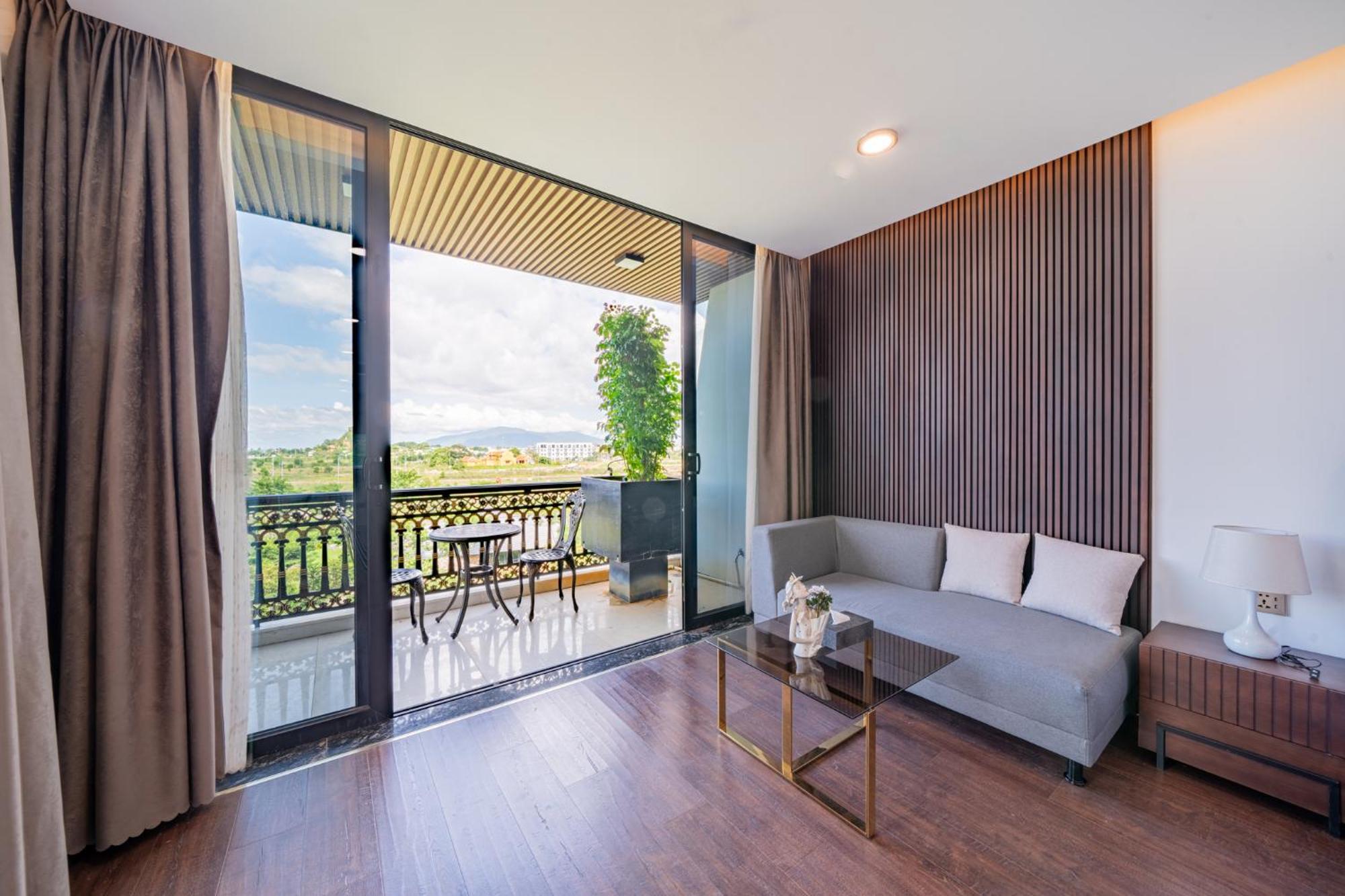 Cami Riverside Resort Da Nang Exterior photo